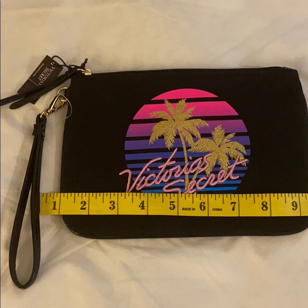 Victoria’s Secret Markup bags - Picture 3 of 3